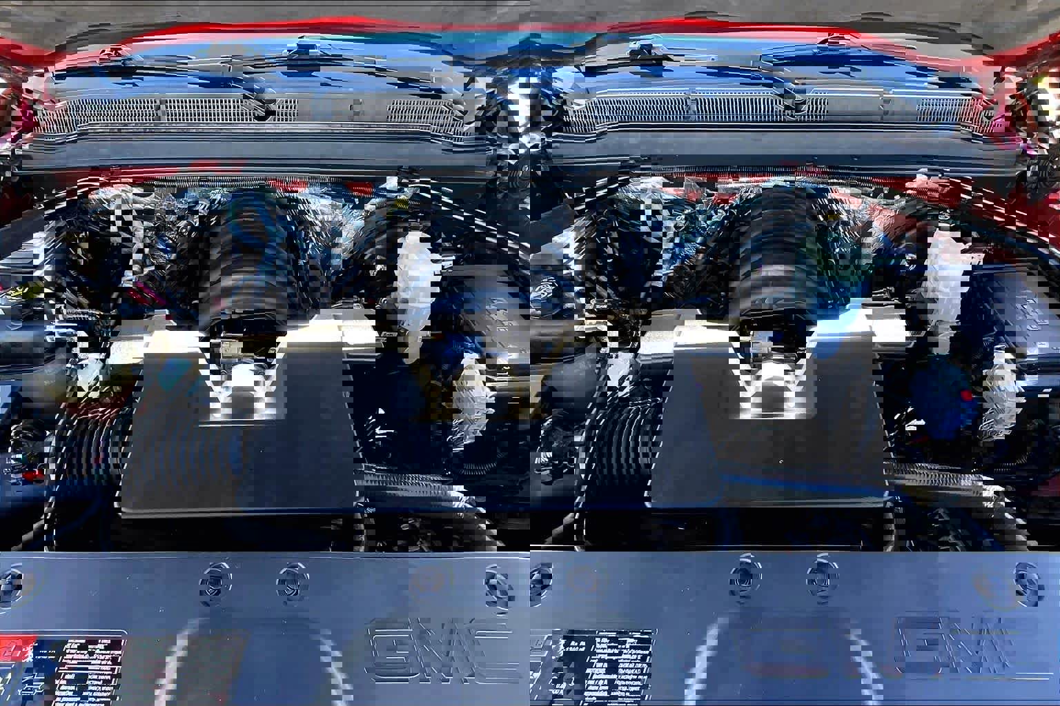 Used 2015 GMC Yukon SLT image 32