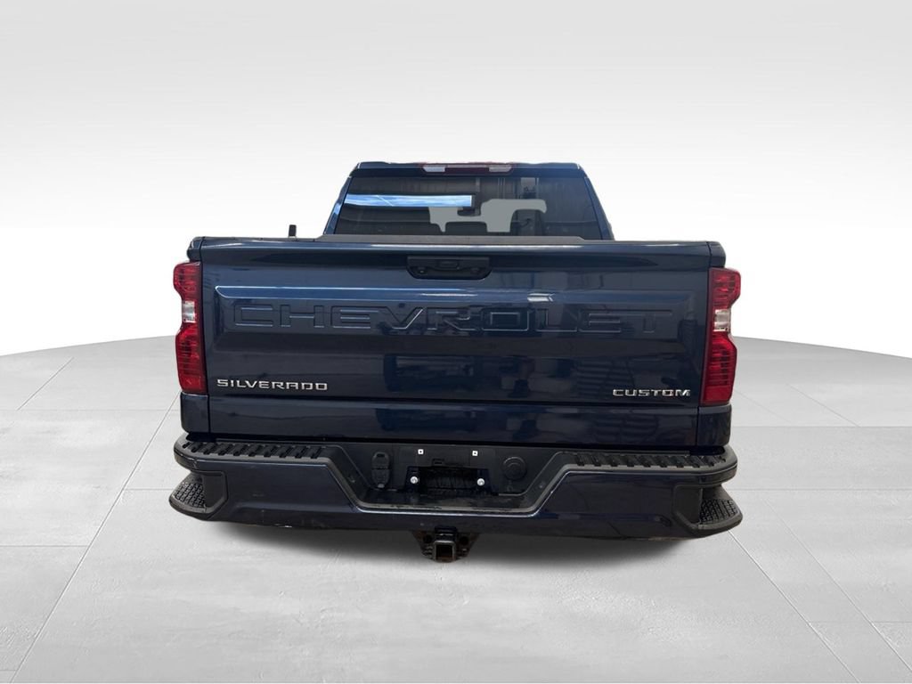 Used 2022 Chevrolet Silverado 1500 Custom AWD/4WD image 27