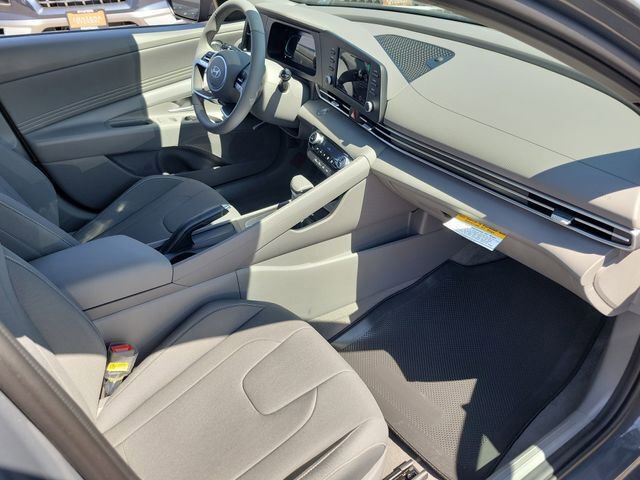 New 2026 Hyundai Elantra Sport FWD image 16