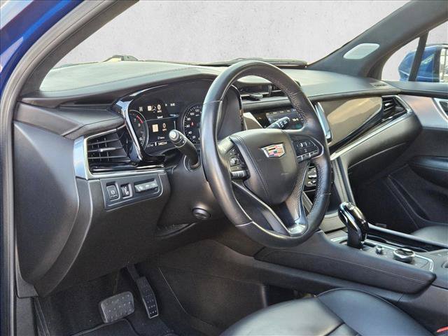 Used 2023 Cadillac XT6 Premium Luxury w/ Platinum Package AWD/4WD image 9