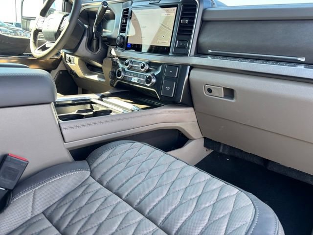 New 2026 Ford F250 Platinum w/ Platinum Plus Package AWD/4WD image 28