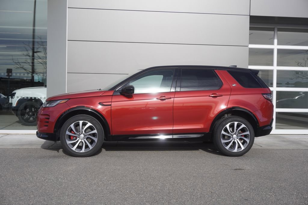 Used 2025 Land Rover Discovery Sport Dynamic SE image 8