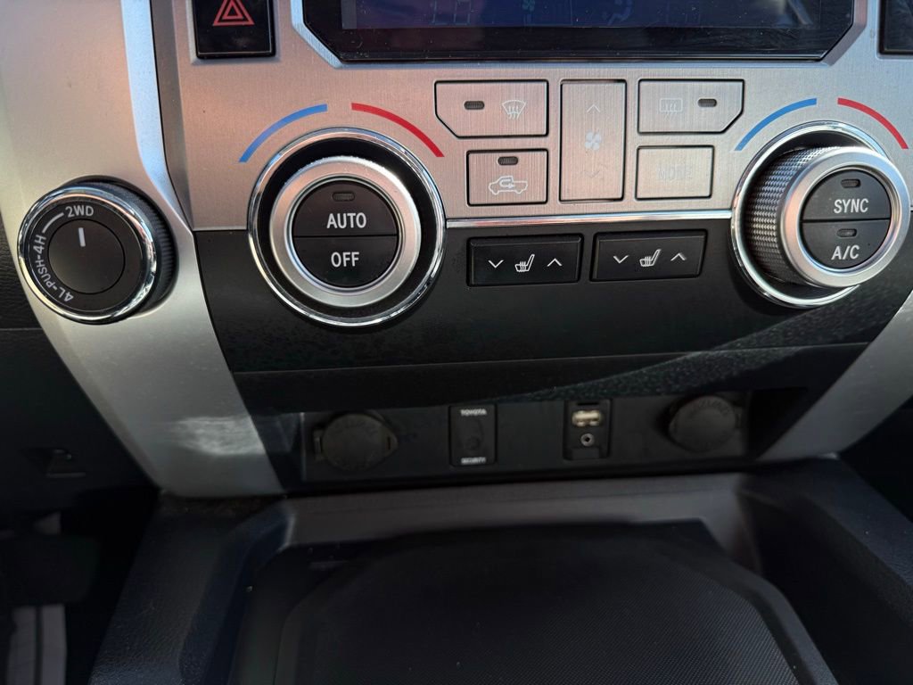 Used 2016 Toyota Tundra Limited image 28