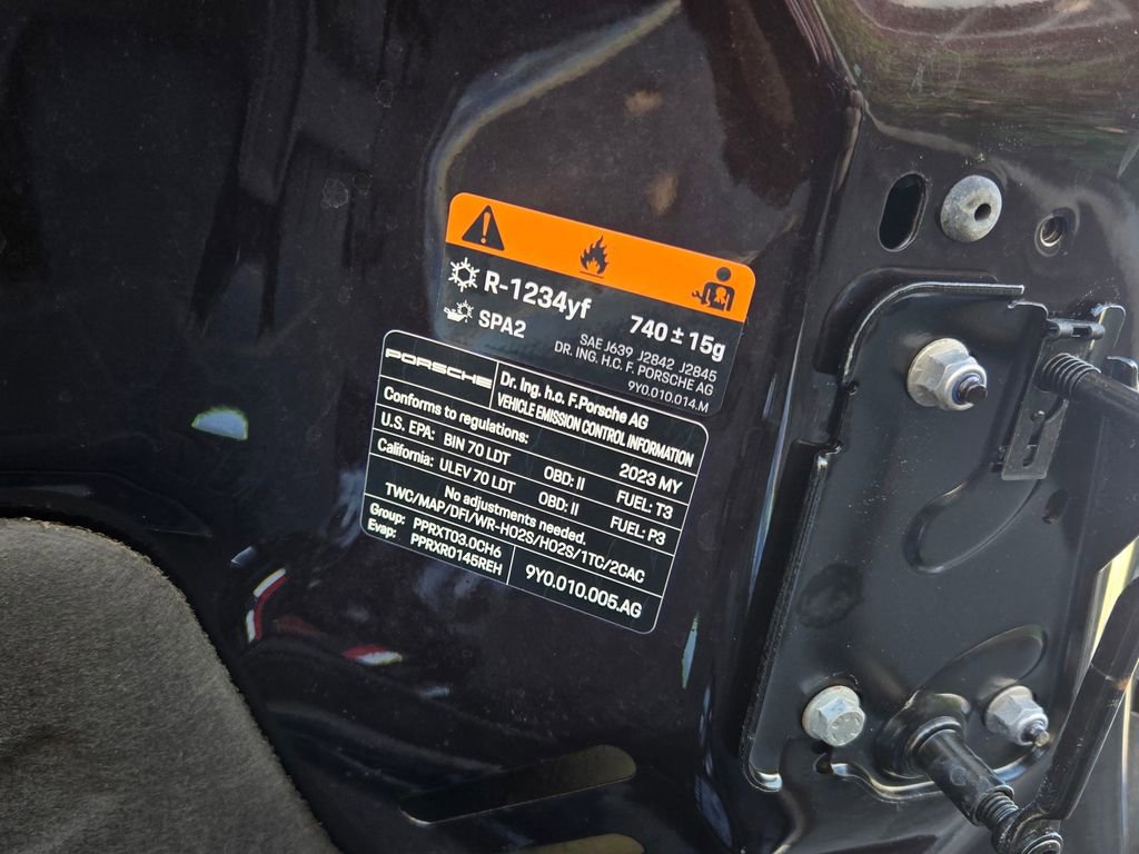 Used 2023 Porsche Cayenne Platinum Edition w/ Premium Package Plus (PIA) image 45