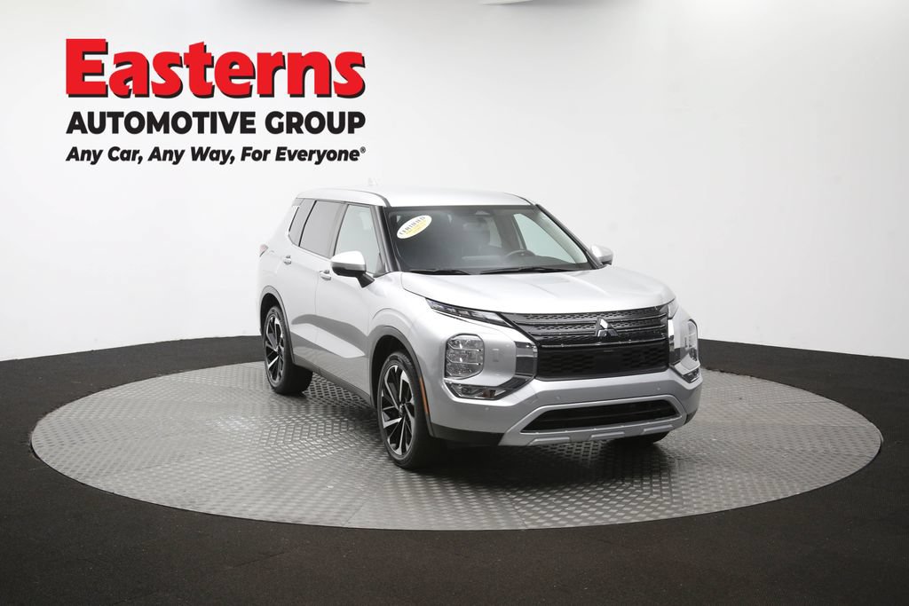 Used 2024 Mitsubishi Outlander SE AWD/4WD image 50
