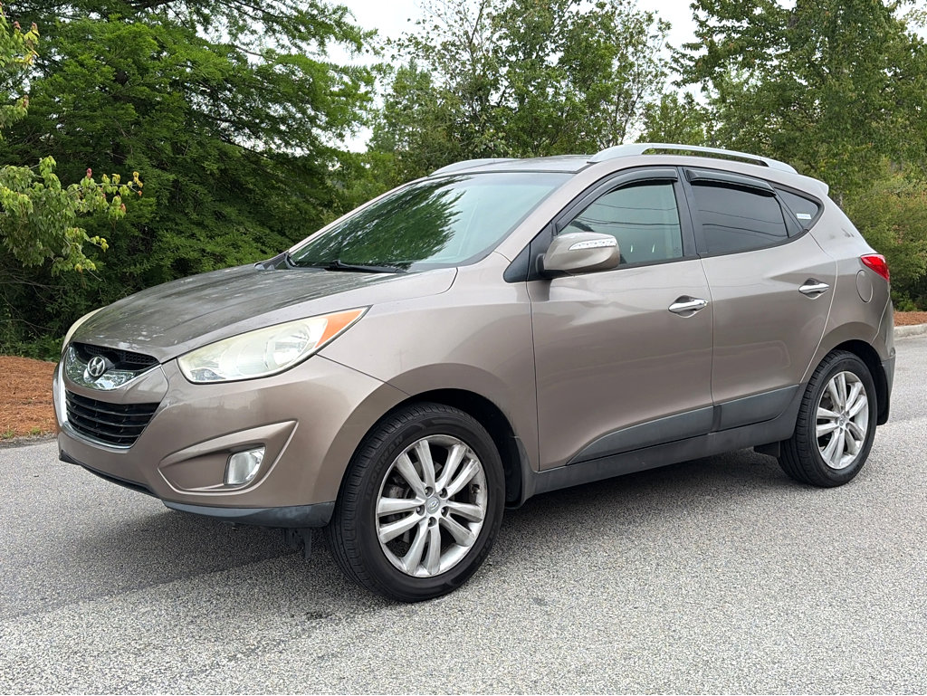 Used 2013 Hyundai Tucson Limited AWD/4WD image 1