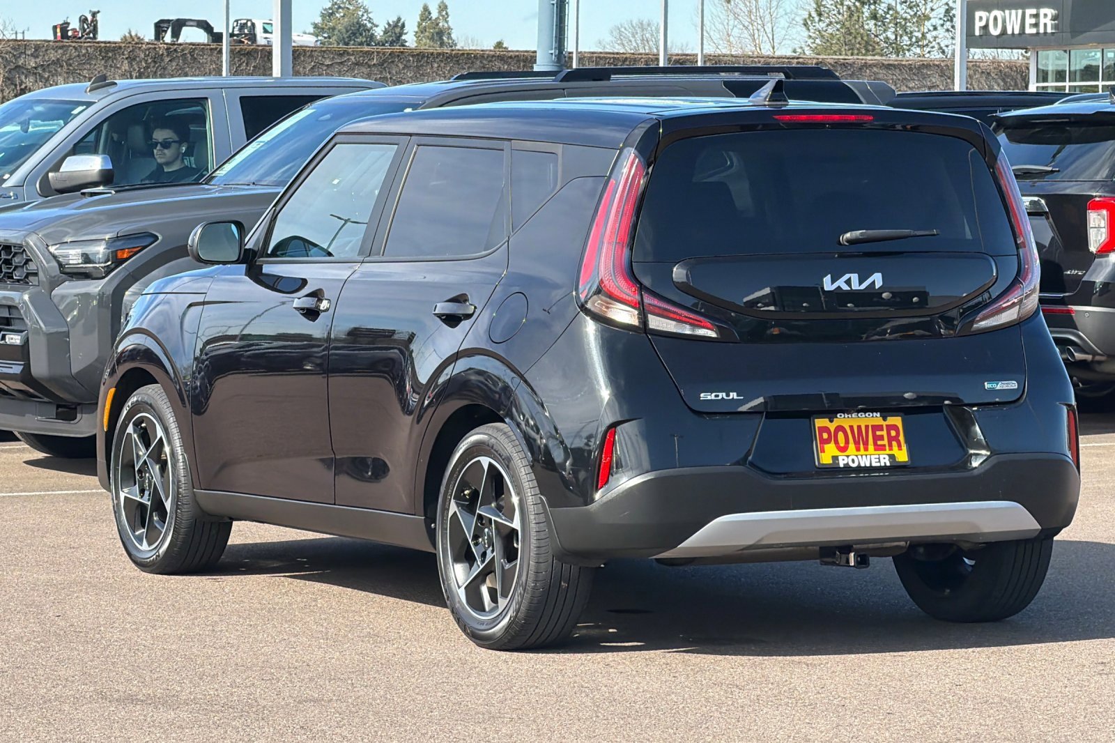 Used 2023 Kia Soul EX image 6