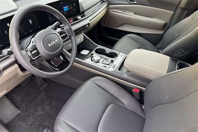 New 2026 Kia Carnival SX image 11