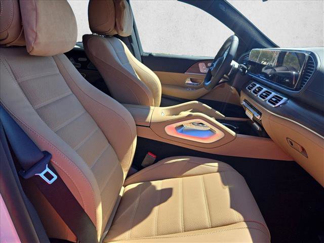 New 2026 Mercedes-Benz GLS 580 4MATIC image 4