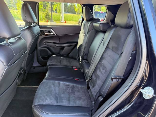 Used 2024 Mitsubishi Outlander SE AWD/4WD image 14