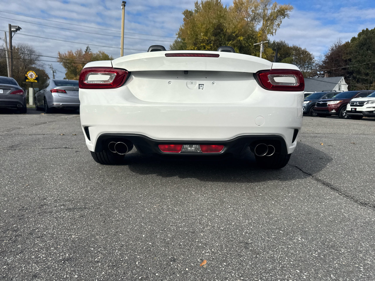 Used 2017 FIAT 124 Spider Abarth image 11
