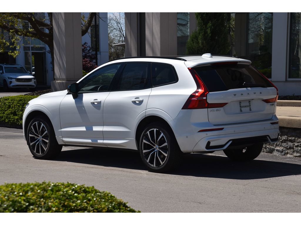 Certified 2025 Volvo XC60 B5 Plus w/ Protection Package Premier image 6