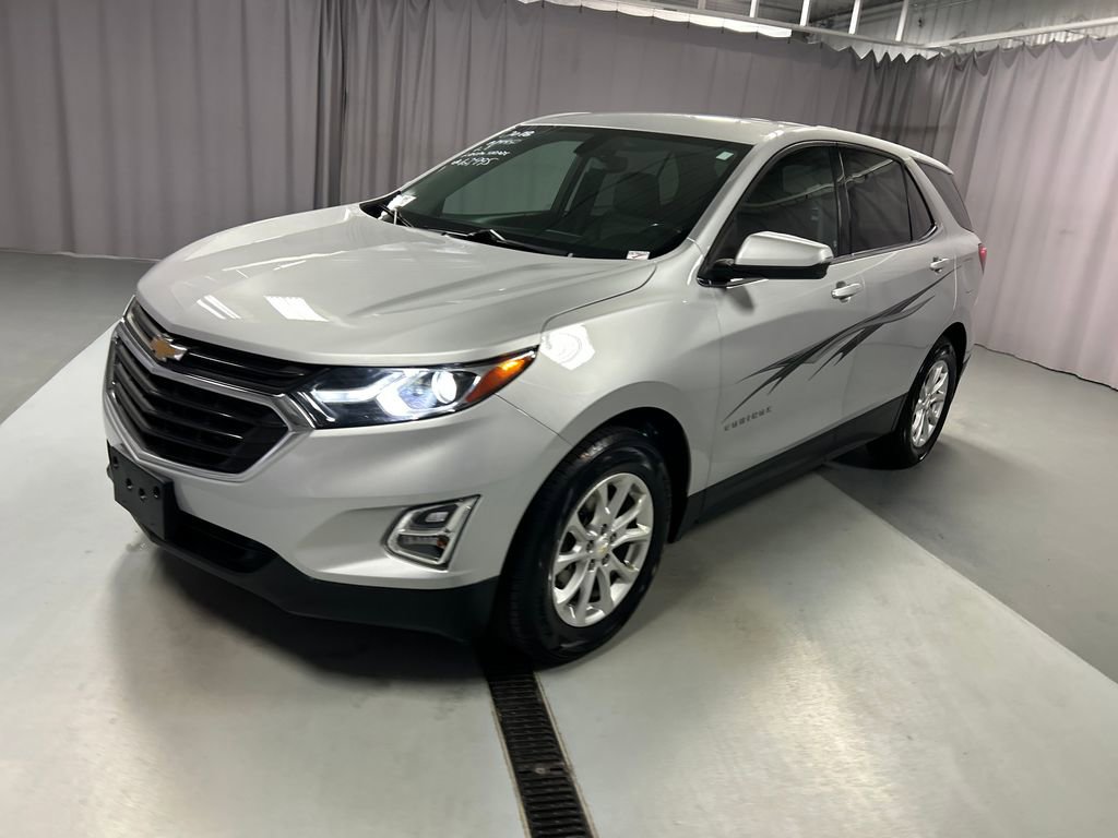 Used 2018 Chevrolet Equinox LT image 3