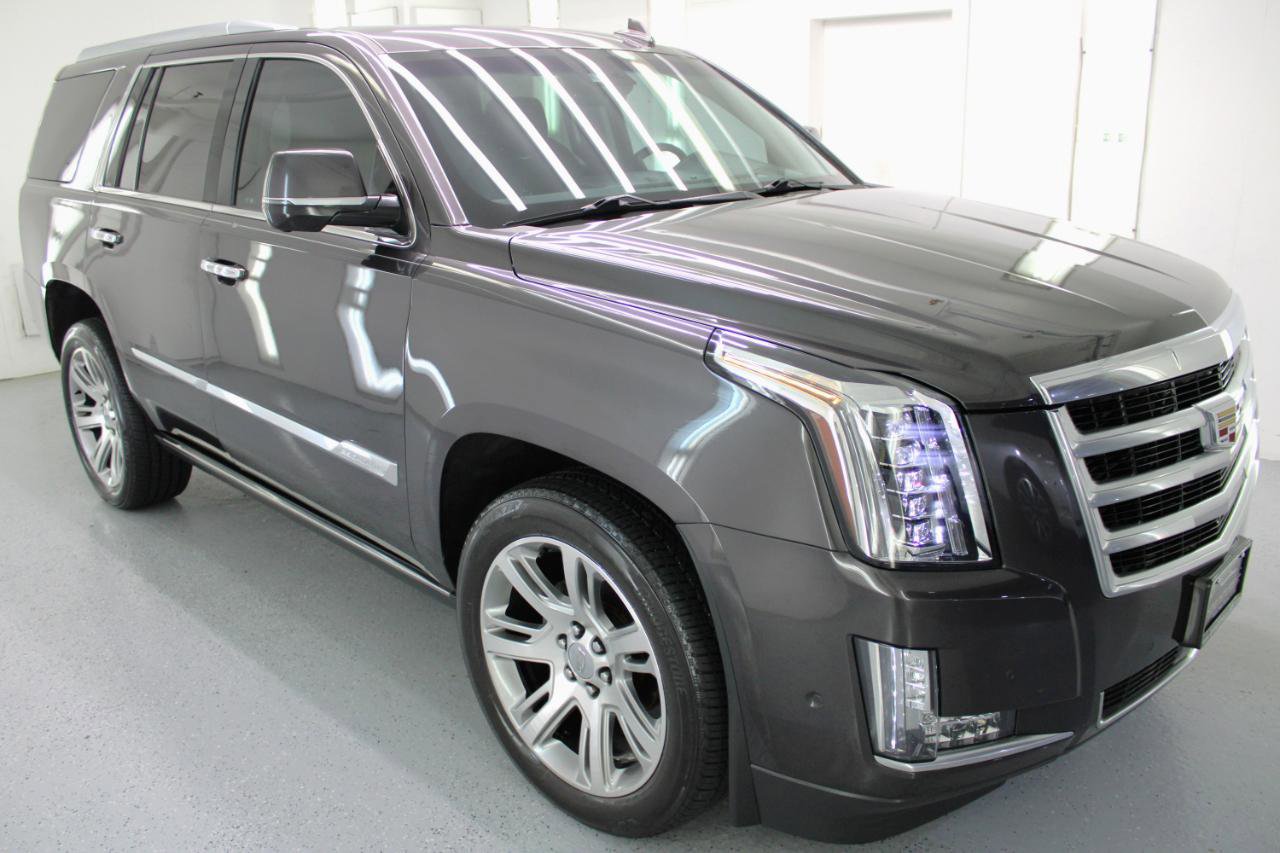Used 2018 Cadillac Escalade Premium Luxury image 11