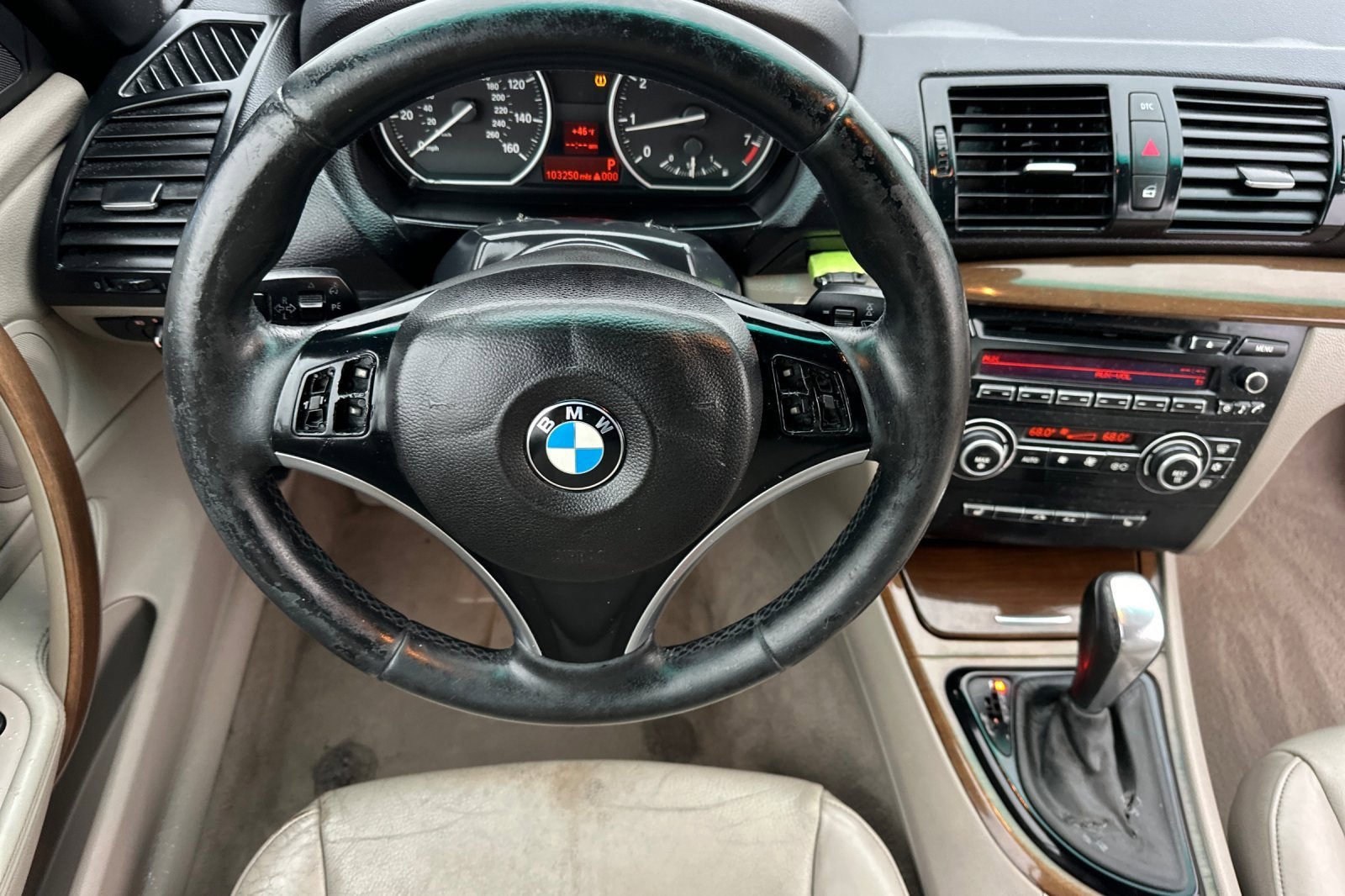 Used 2009 BMW 128i Convertible image 15