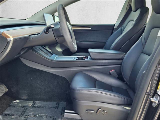 Used 2024 Tesla Model Y Long Range image 15
