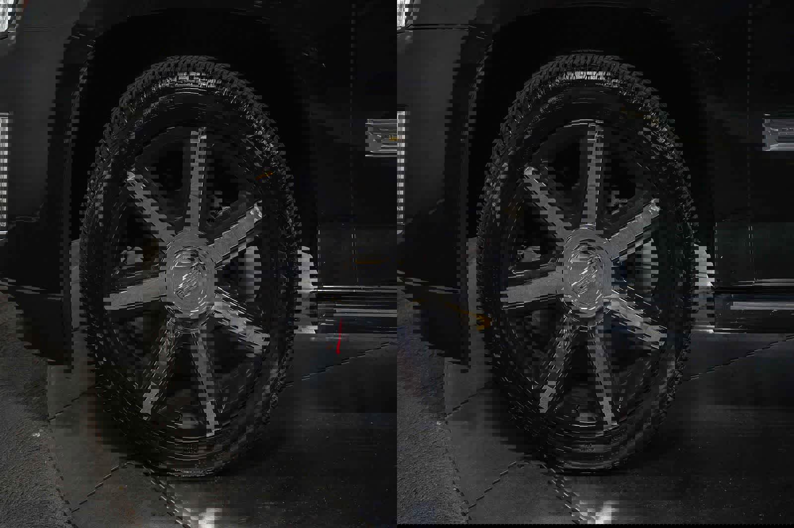 Used 2016 Cadillac Escalade ESV Premium image 9