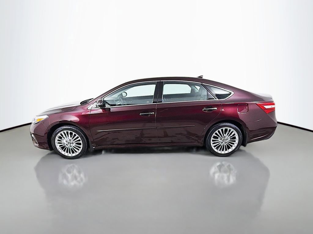 Used 2018 Toyota Avalon Limited w/ Carpet Mat Package FWD image 9