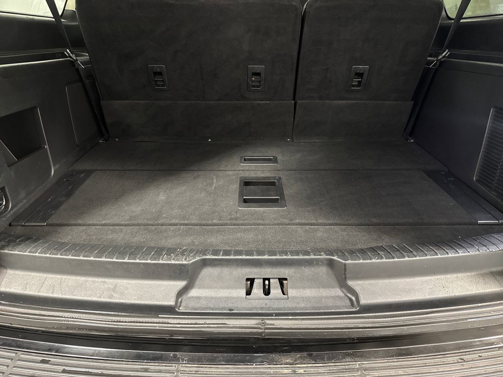 Used 2018 Ford Expedition Max Platinum image 30