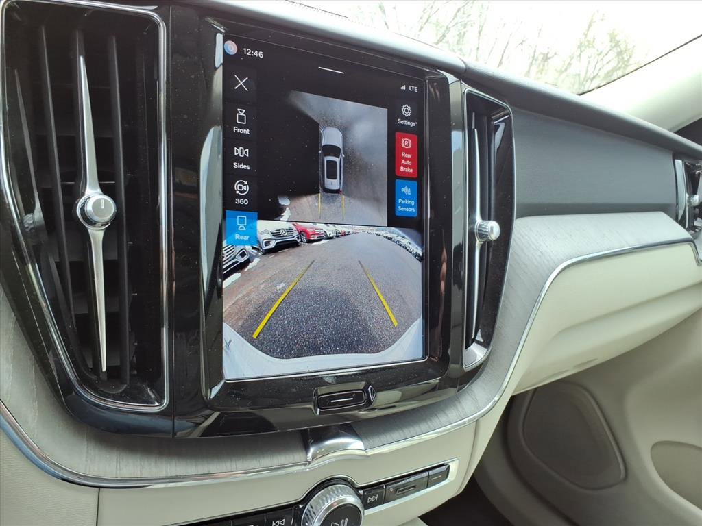Certified 2024 Volvo XC60 T8 Plus w/ Climate Package image 20