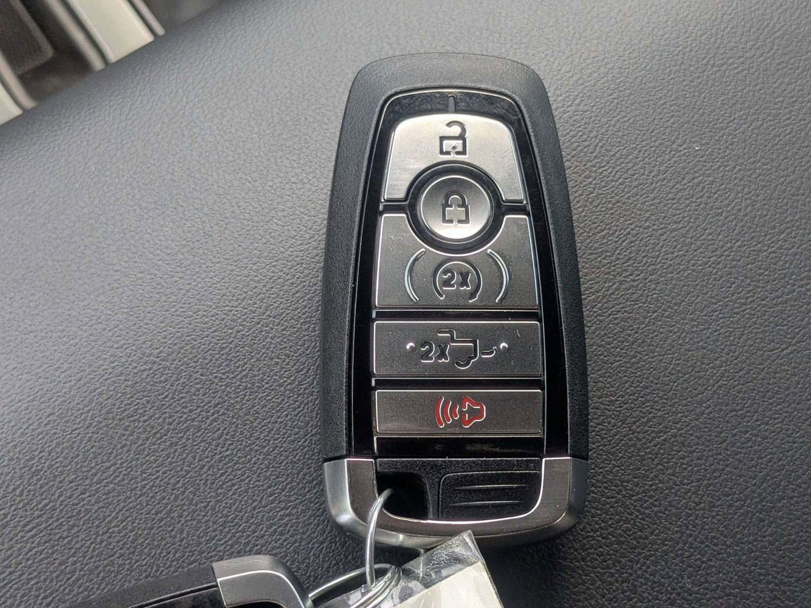 Used 2025 Ford F150 Raptor AWD/4WD image 35