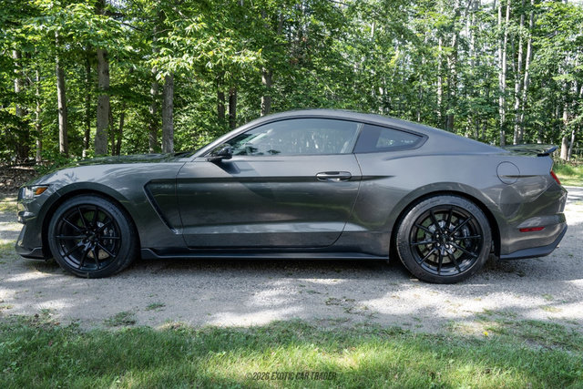 Used 2015 Ford Mustang Shelby GT350 RWD image 3