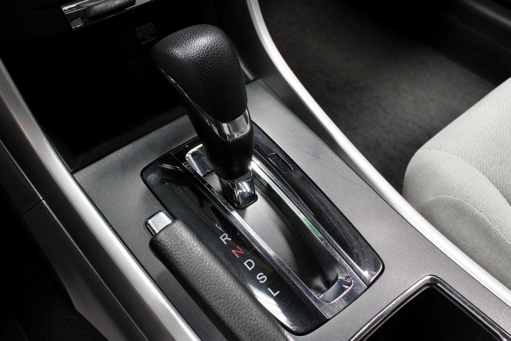 Used 2013 Honda Accord LX image 34