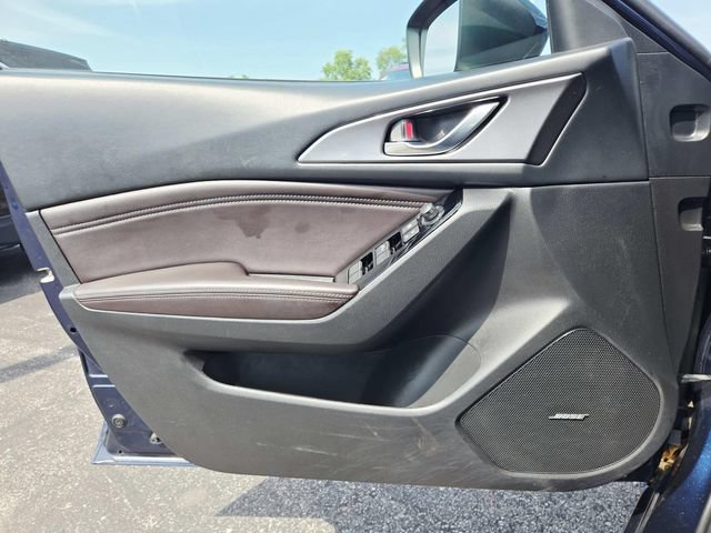 Used 2018 MAZDA MAZDA3 Grand Touring FWD image 31