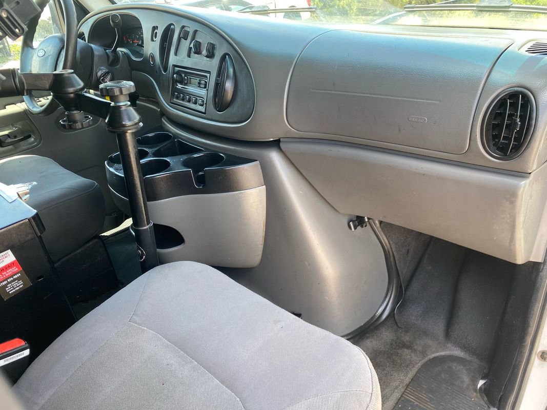 Used 2007 Ford E-250 and Econoline 250 RWD image 18