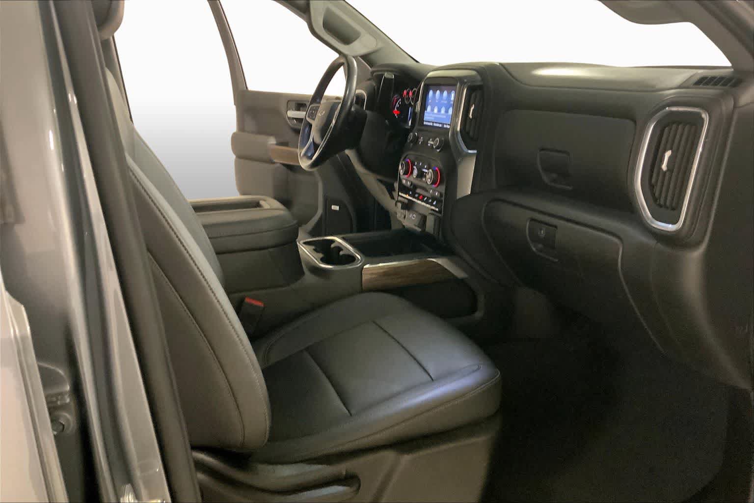 Used 2021 Chevrolet Silverado 1500 LT Trail Boss w/ LT Trail Boss Premium Package AWD/4WD image 8