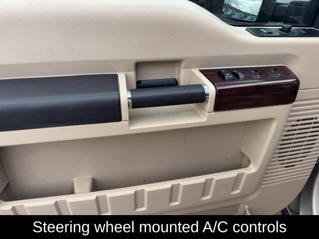 Used 2008 Ford F350 Lariat AWD/4WD image 16
