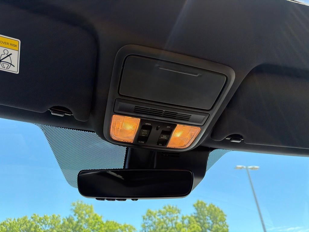Certified 2025 Honda Passport EX-L image 14