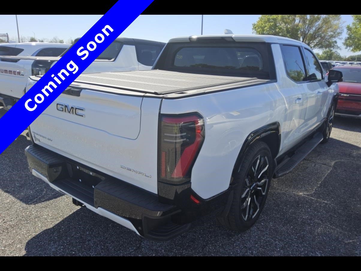 Used 2025 GMC Sierra EV Denali AWD/4WD image 6