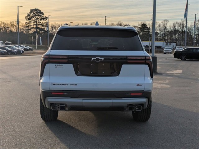 New 2026 Chevrolet Traverse Z71 w/ Enhanced Driving Package image 4