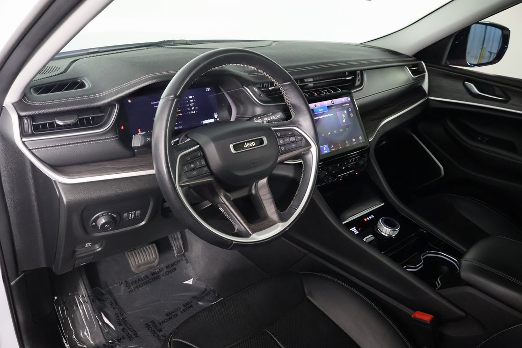 Used 2022 Jeep Grand Cherokee Limited w/ Luxury Tech Group II AWD/4WD image 7