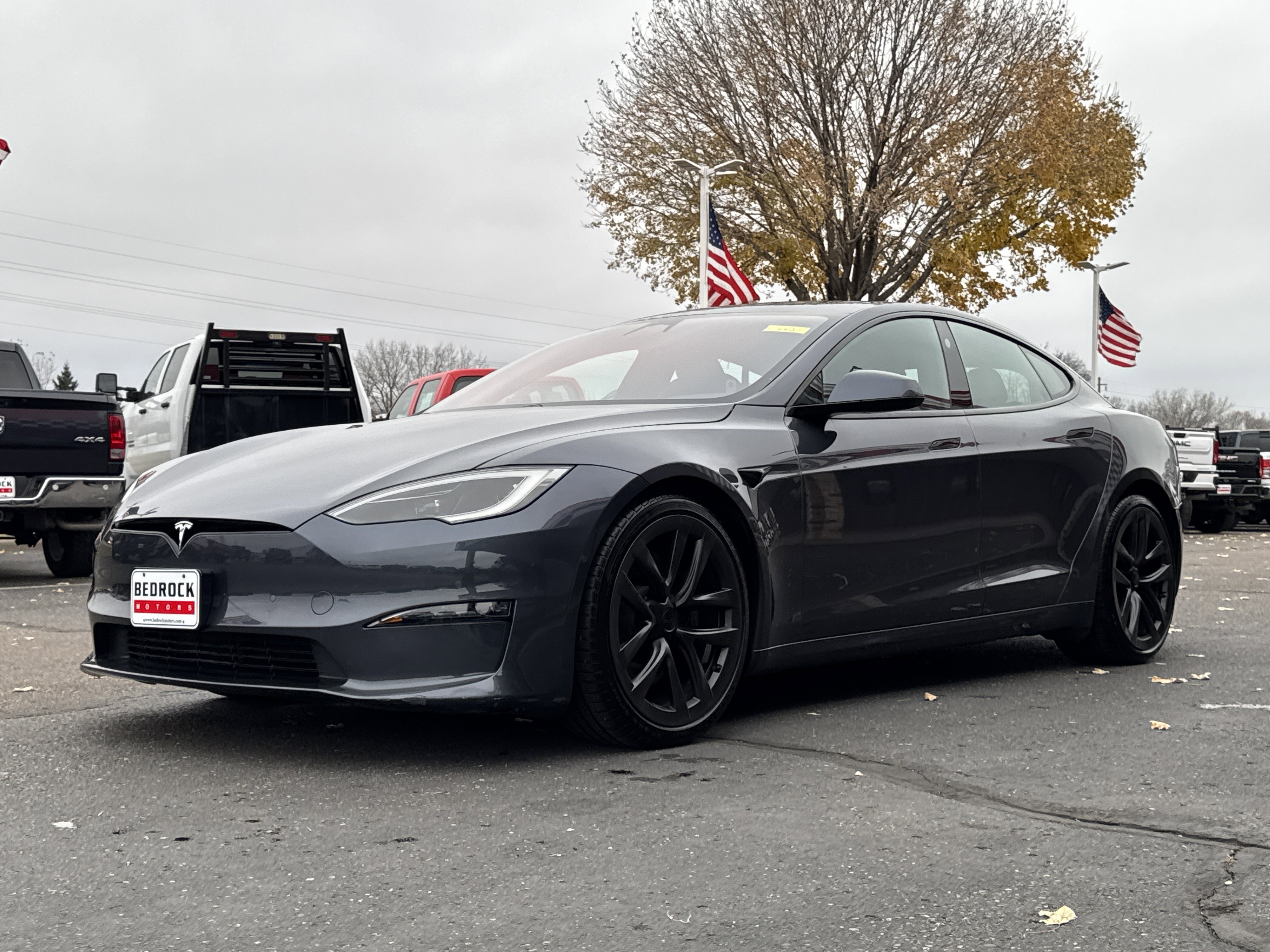 Used 2022 Tesla Model S image 3