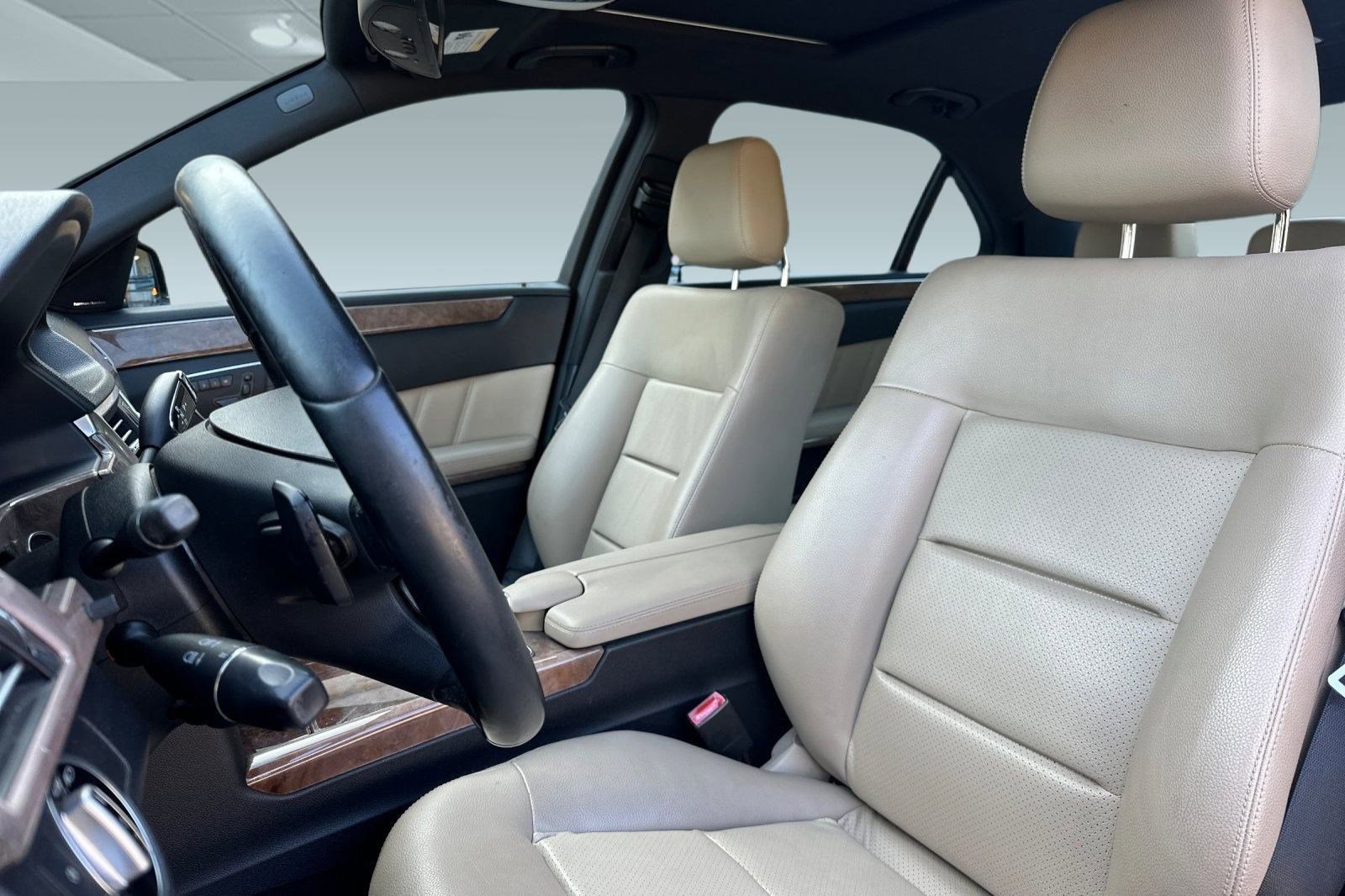 Used 2012 Mercedes-Benz E 350 BlueTEC Sedan image 5