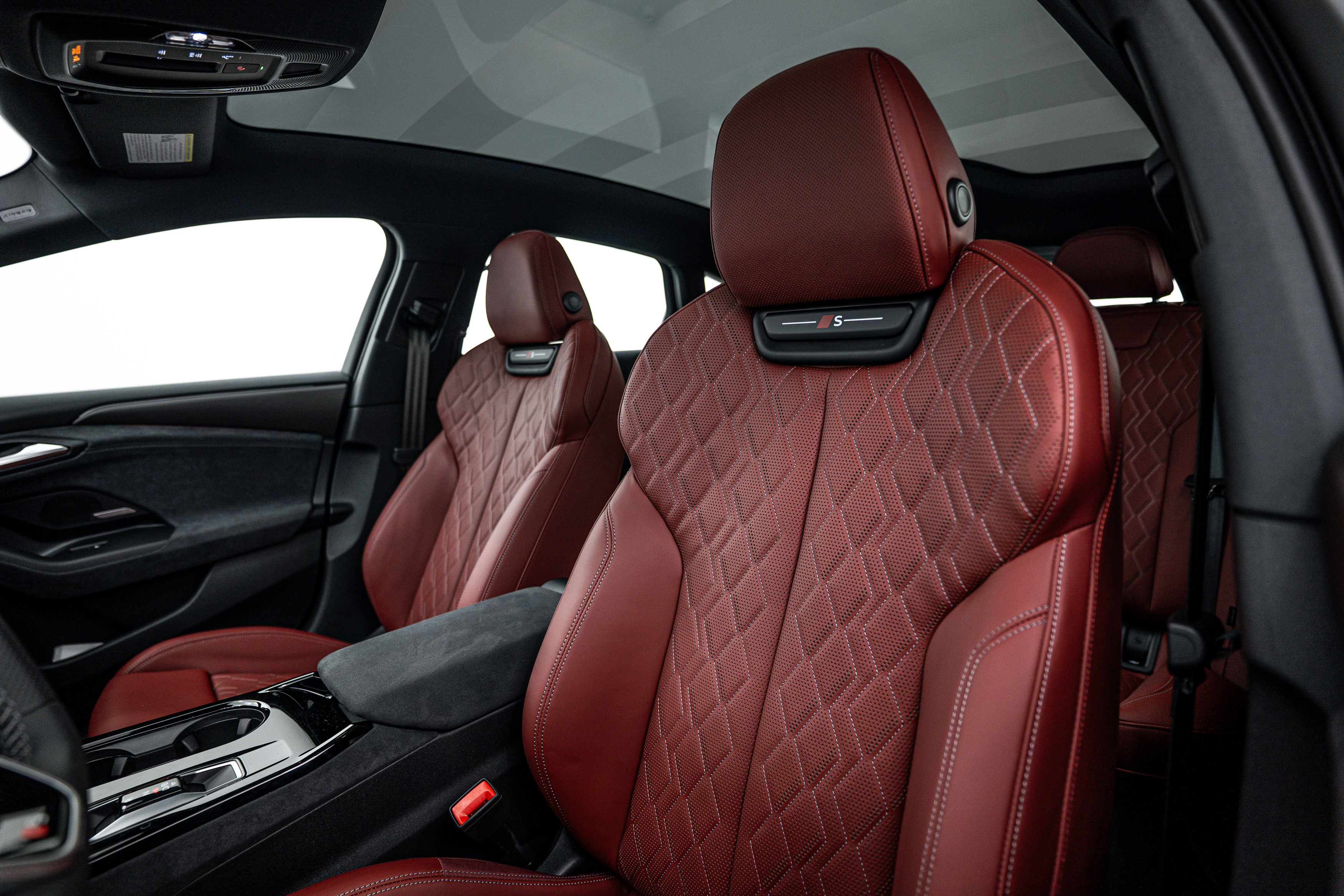 New 2025 Audi S6 e-tron Premium Plus image 17