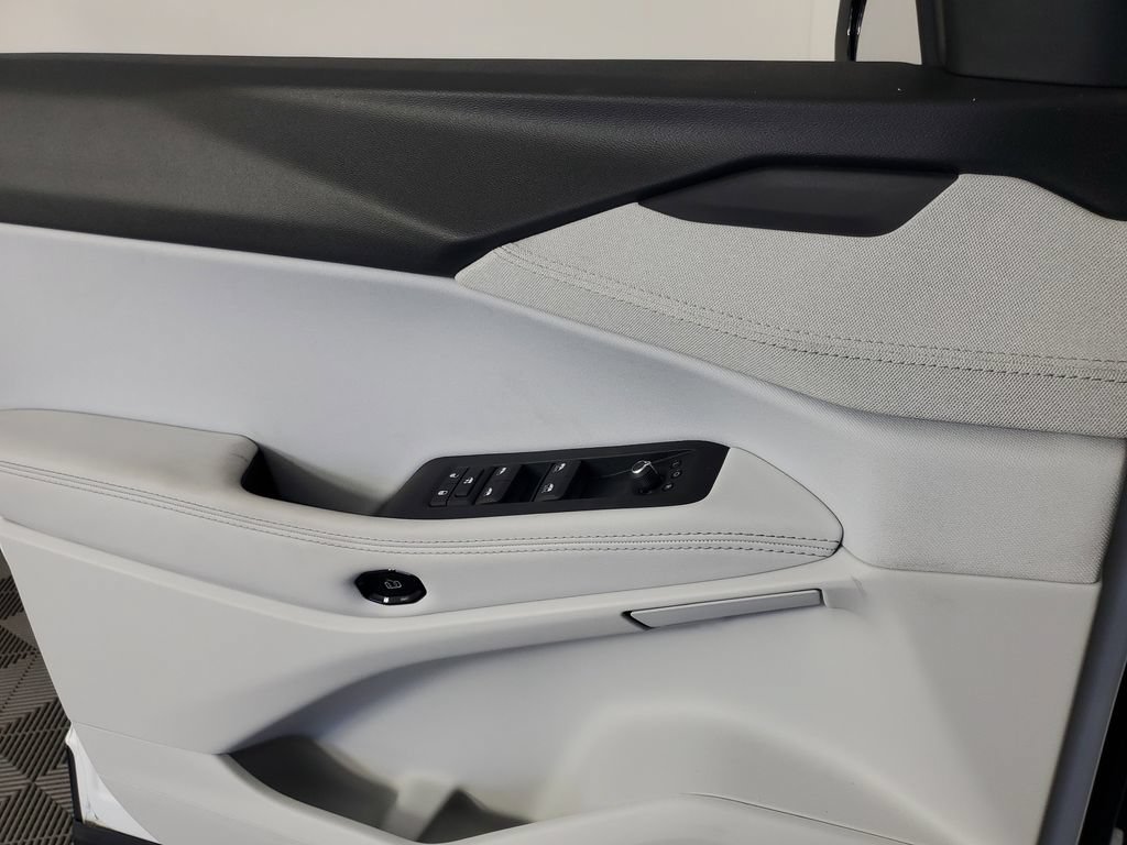 New 2026 Jeep Cherokee Laredo AWD/4WD image 28