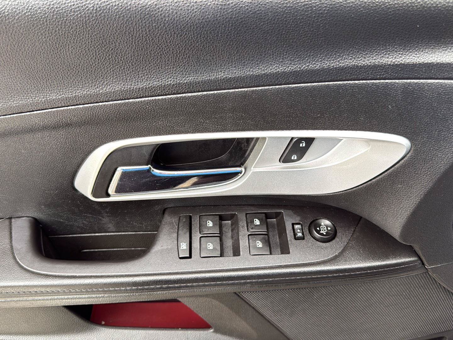 Used 2016 Chevrolet Equinox LT w/ Convenience Package FWD image 7