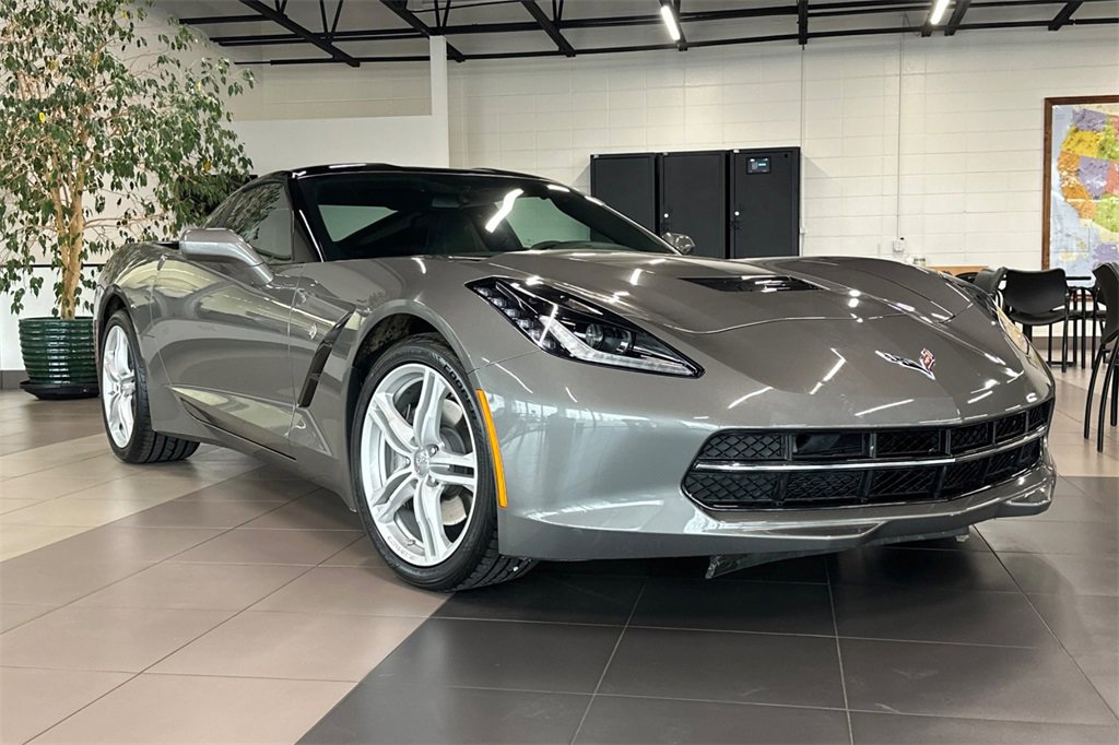 Used 2016 Chevrolet Corvette Stingray Coupe w/ Battery Protection Package image 2