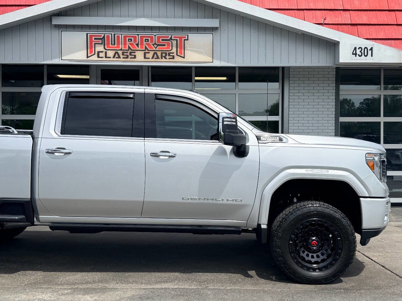 Used 2020 GMC Sierra 2500 Denali w/ Denali Ultimate Package image 13