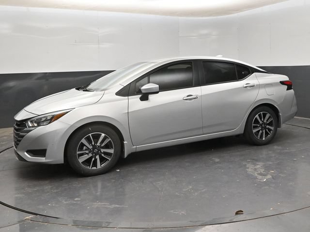 New 2025 Nissan Versa SV w/ Trunk Package FWD image 4