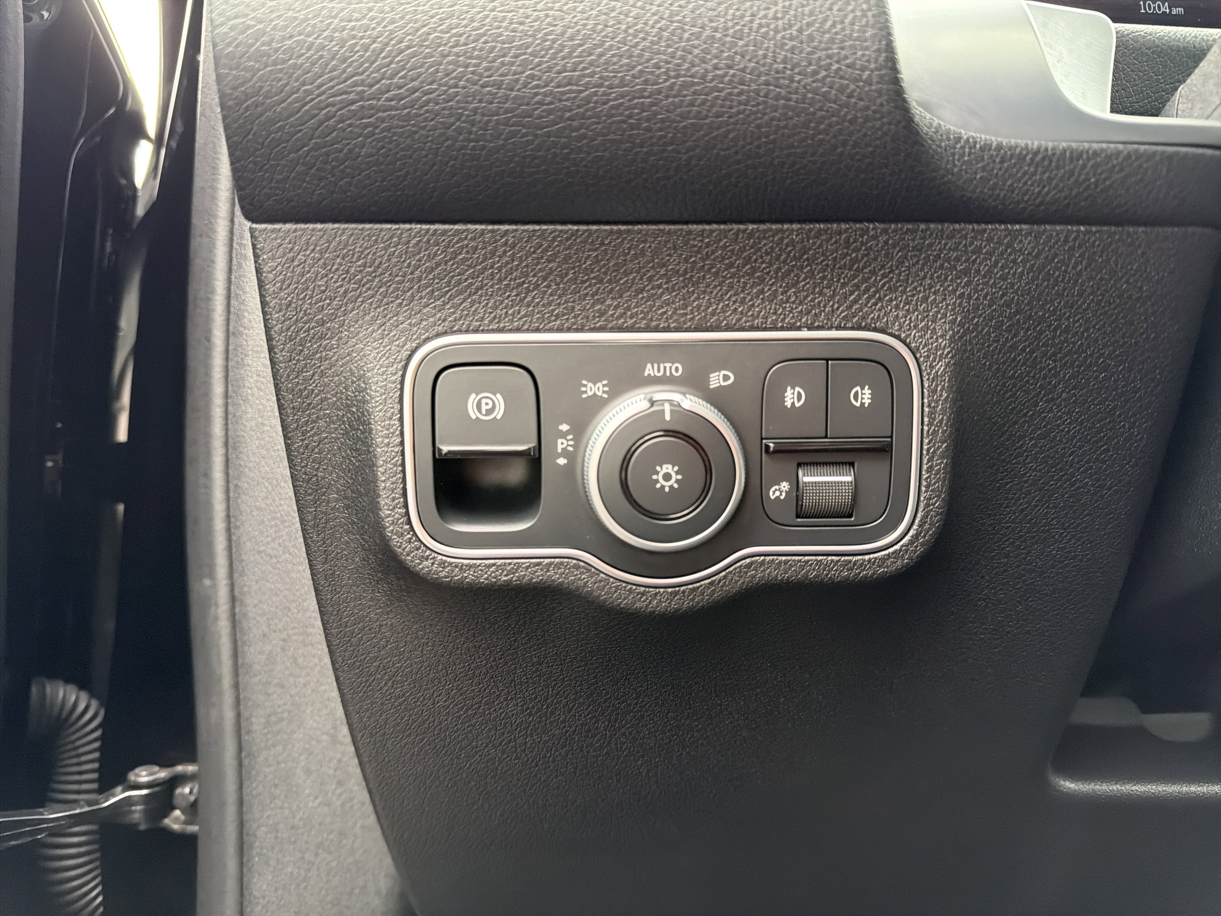 Used 2026 Mercedes-Benz GLB 250 4MATIC image 15