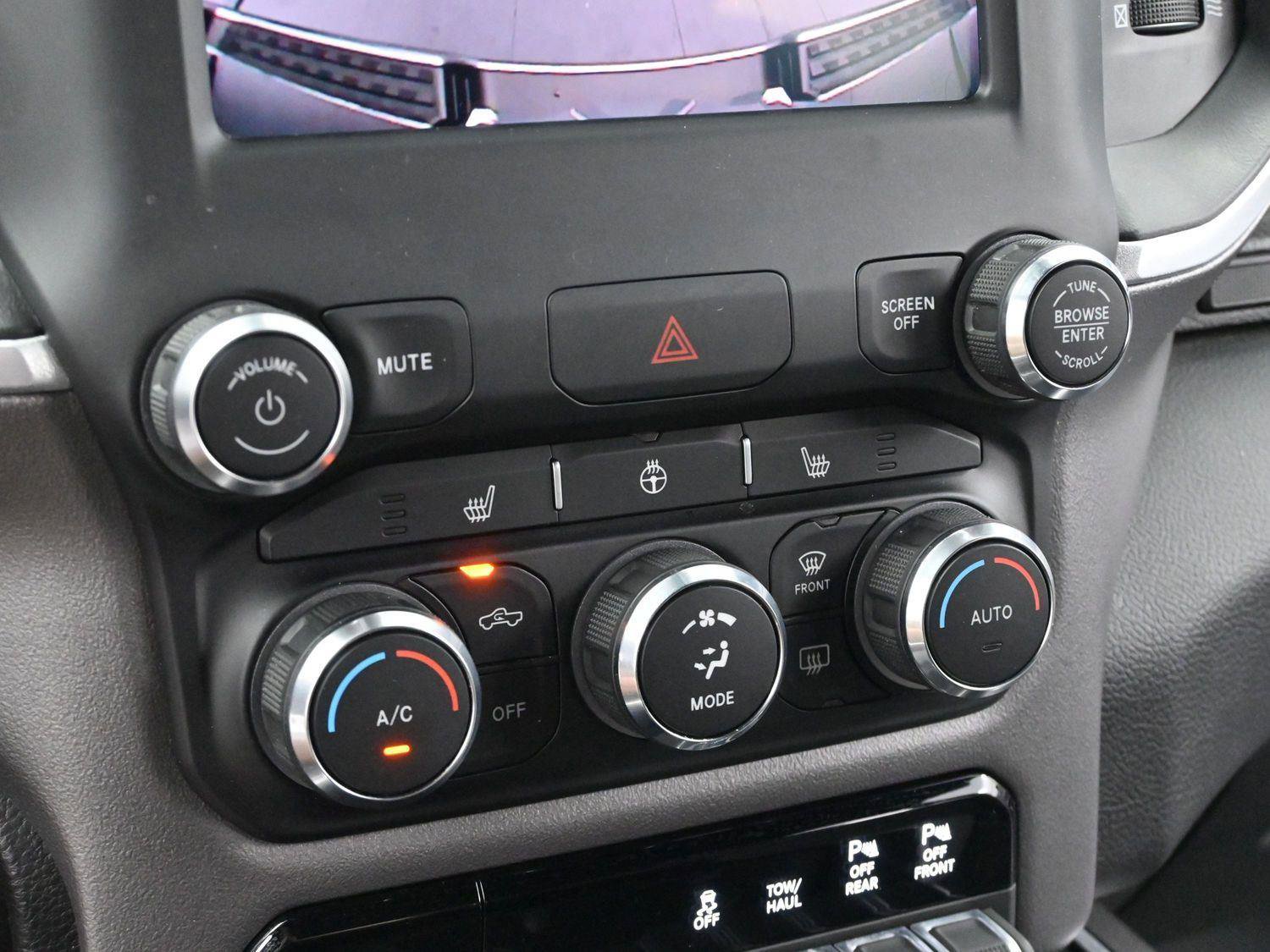 Used 2022 RAM 1500 Big Horn AWD/4WD image 20