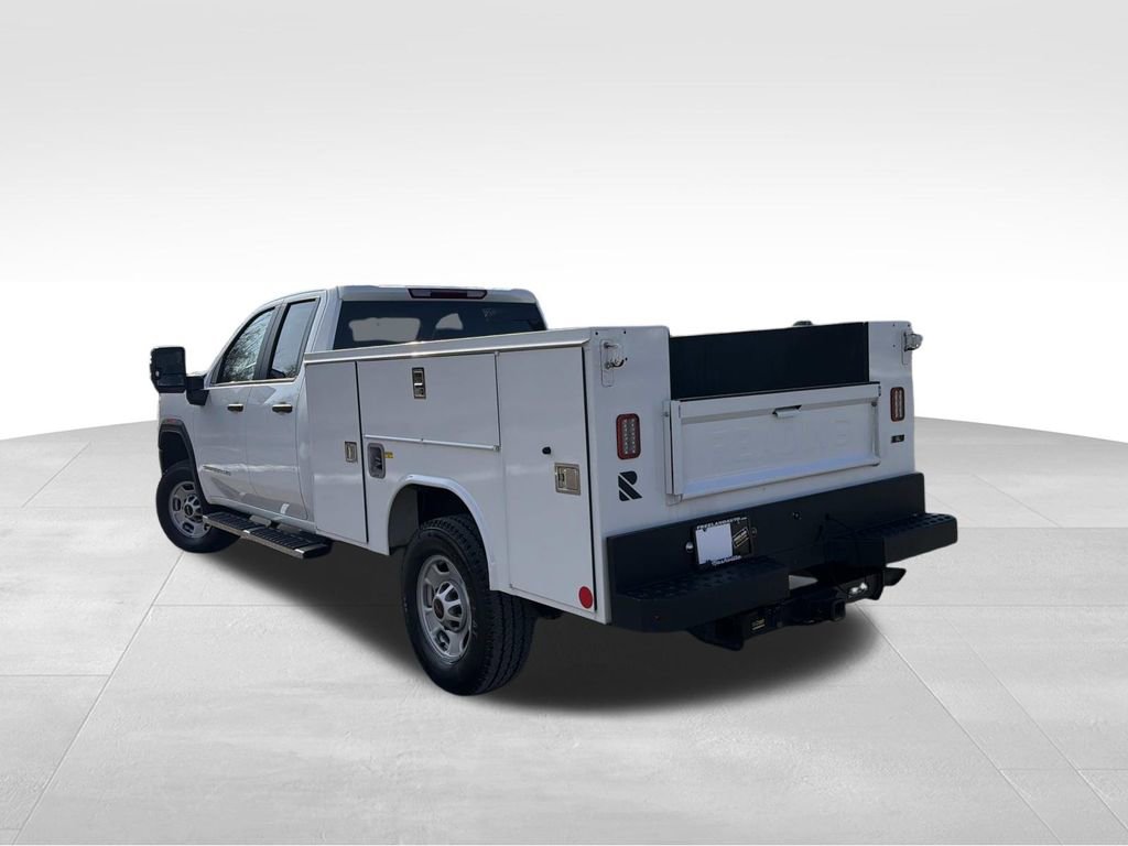 Used 2024 GMC Sierra 2500 Pro w/ Convenience Package image 5