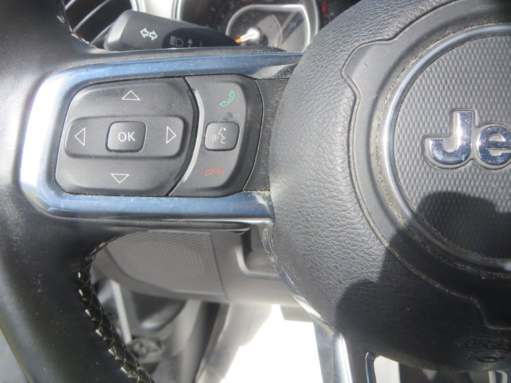 Used 2021 Jeep Wrangler Unlimited Sahara image 10