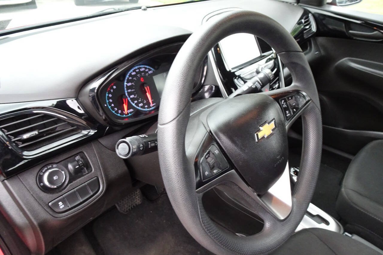 Used 2018 Chevrolet Spark LT FWD image 12
