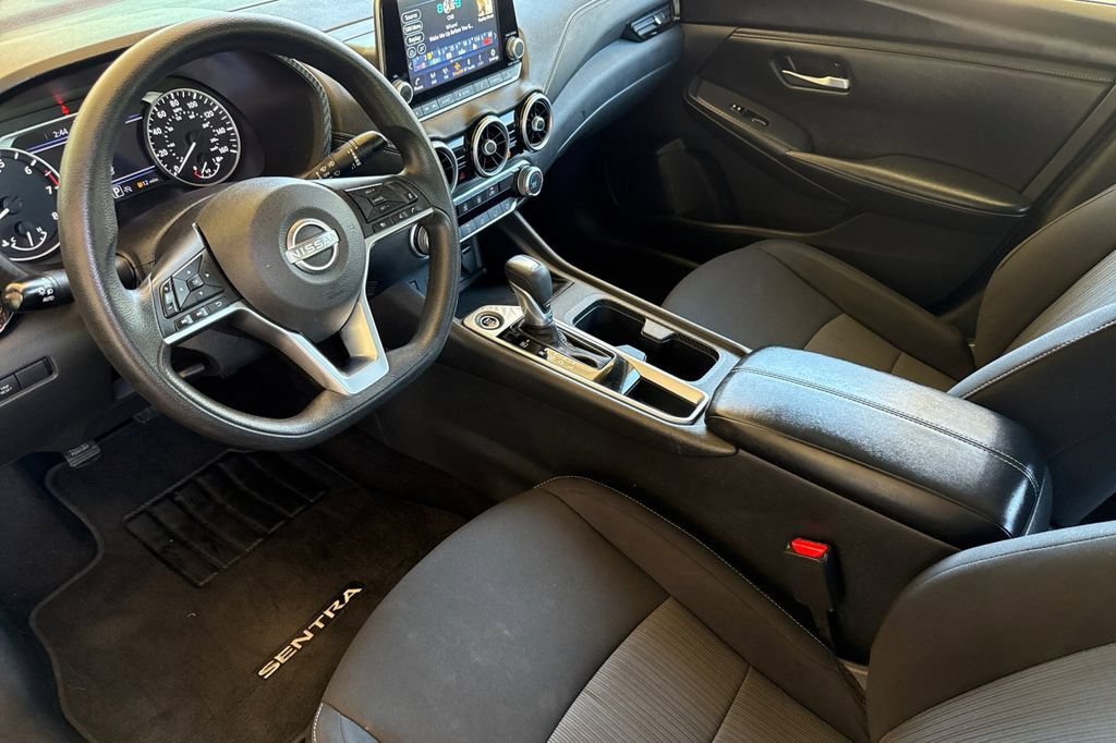 Used 2024 Nissan Sentra SV FWD image 10