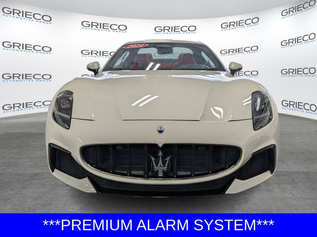 Used 2024 Maserati GranTurismo Trofeo image 2